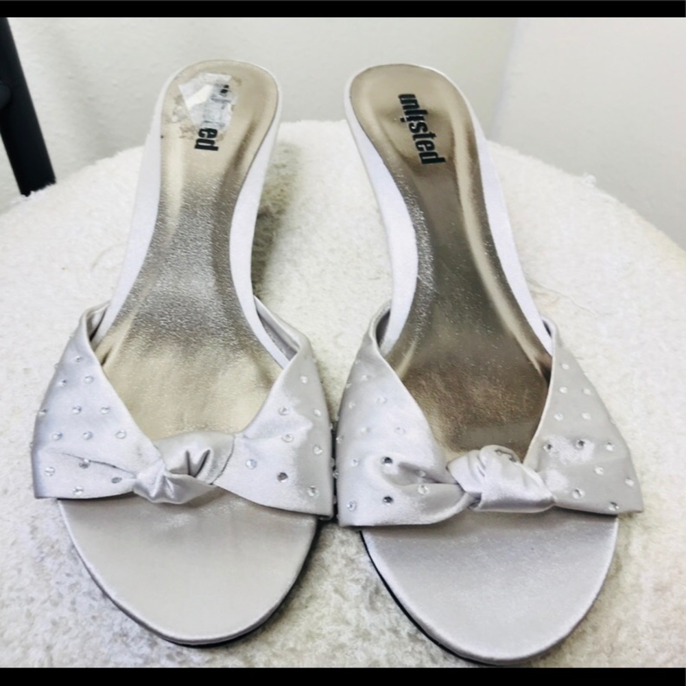 Casual silver flats with studs